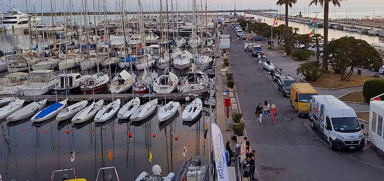  Club Nautico Versilia