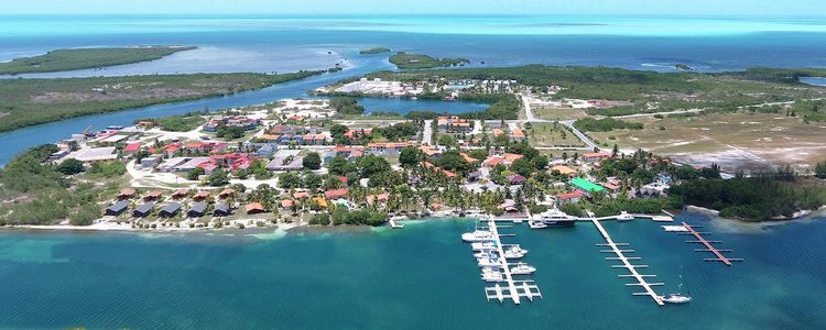 Yacht Marina Cayo Largo