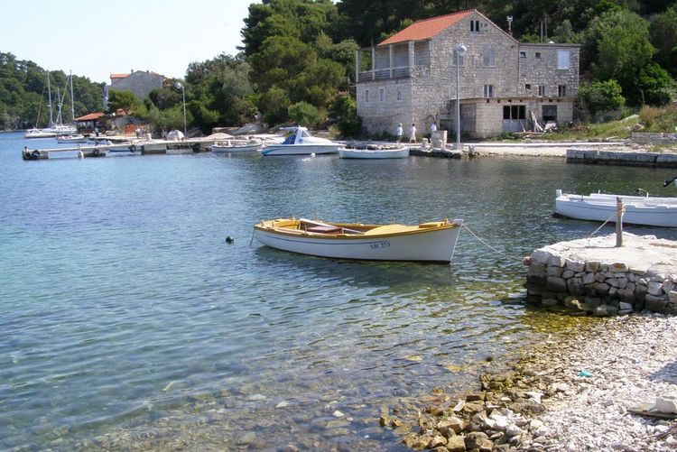 The pier by the restaurant is one of the possible places for yachts mooring in Pomene on the island of Mljet