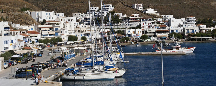 Yacht mooring in Merichas