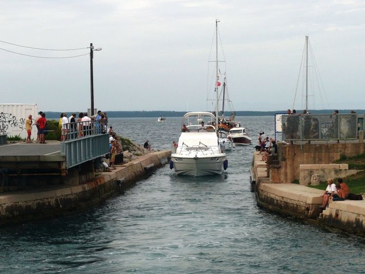 Yachts in the Prolaz Privlaka Channel