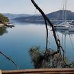 Yacht moorings in Capi Creek