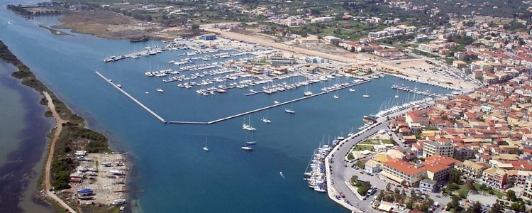 Yacht marina Lefkas