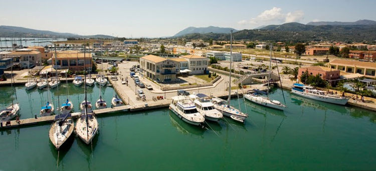 Yacht marina Lefkas