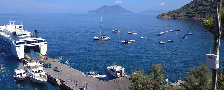 Yacht moorings in Porto Filicudi