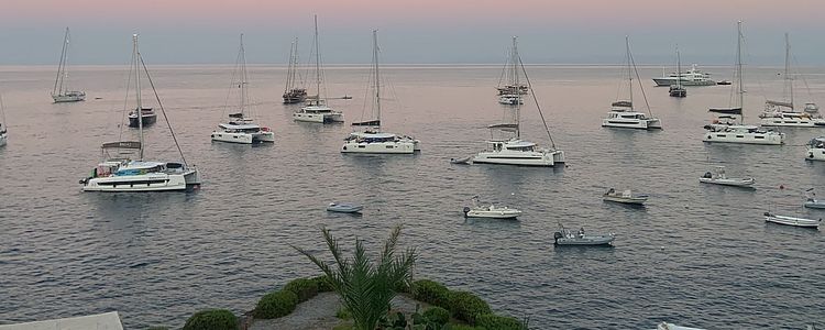 Map of yacht moorings on buoys off Porto Panarea