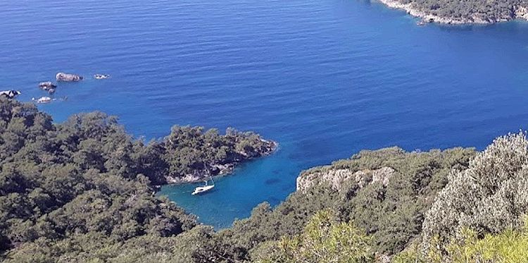 Yachts on the north-east of Kalevezi Bay