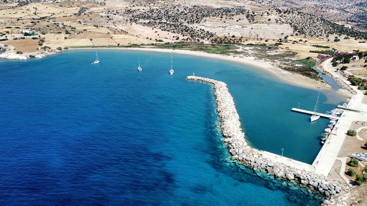 Yacht mooring in Kalantos Fishiport