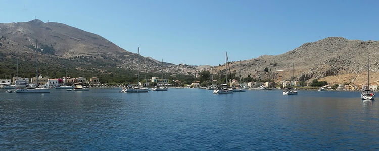 Yacht moorings in Pedi Bay