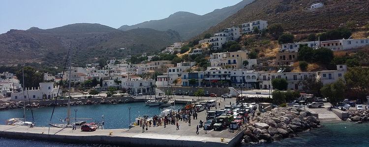 Yacht mooring in Livadia