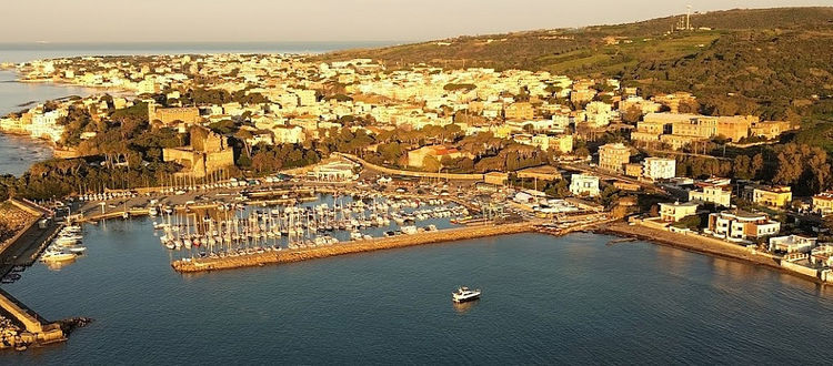 Yacht Marina di Santa Marinella