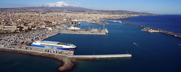 Yacht moorings in Catania harbor