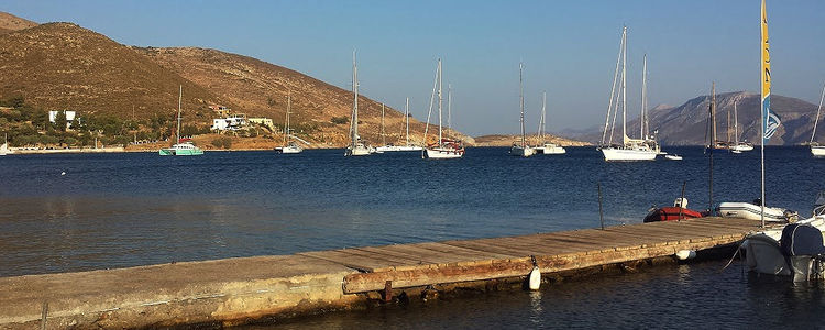 Yacht anchorage in Xirokampos Bay