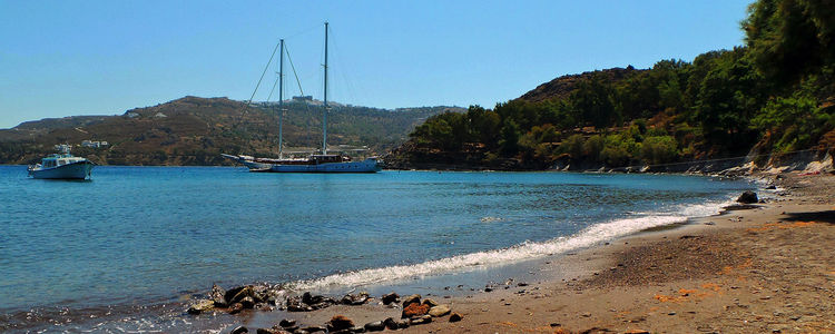 Yacht anchorage in Aspri Bay