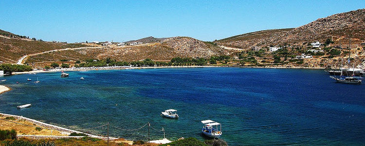 Yacht anchorage in Agriolivadho Bay