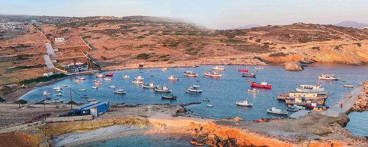 Yacht mooring in Parianos Fishport 