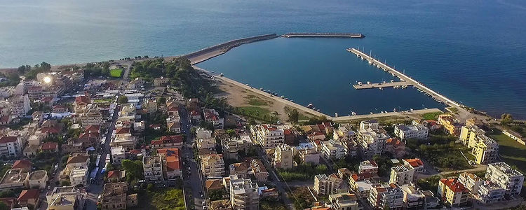 Yacht mooring in the Port of Kyparissia