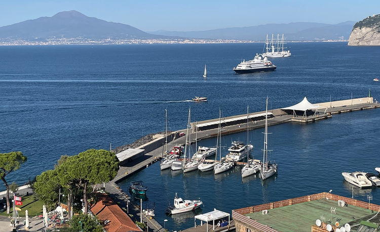 Piccola Yacht Marina in Sorrento