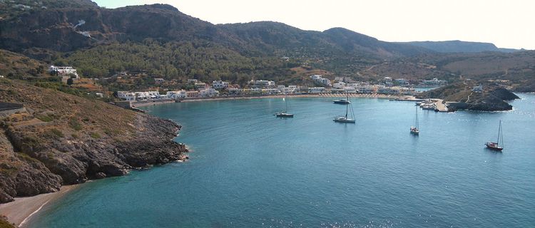 Yacht moorings in Kapsali harbor