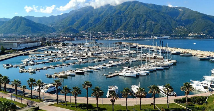 Yacht Marina di Stabia