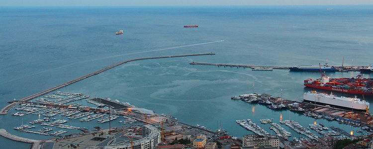 Yacht moorings in Porto Novo Salerno