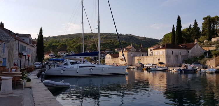 Yacht moorings in Bobovisce