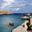 Yacht mooring in Pisana Bay 