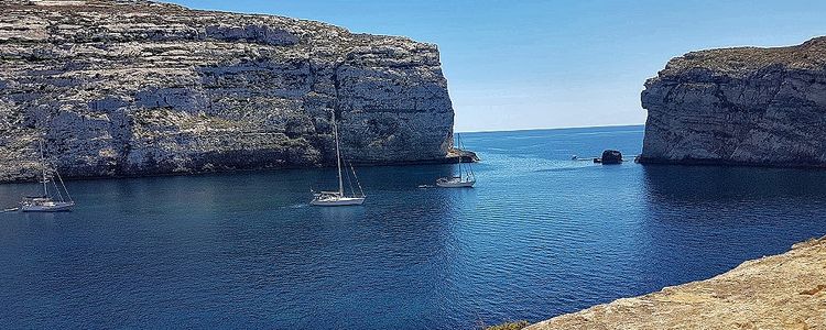 Yacht anchorage in Dwejra Bay