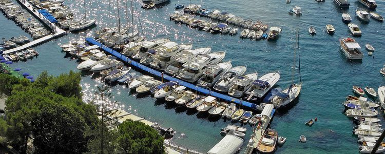 Faro piers. Amalfi.