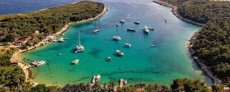 Yacht mooring on the buoys in Vinogradisce Bay