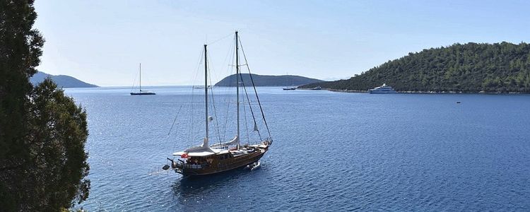 Yachts in Kargicak Bay