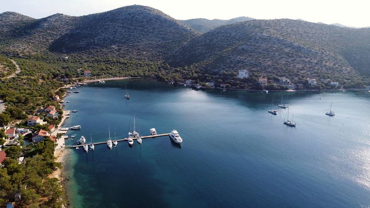 Yacht moorings in Skrivena Bay