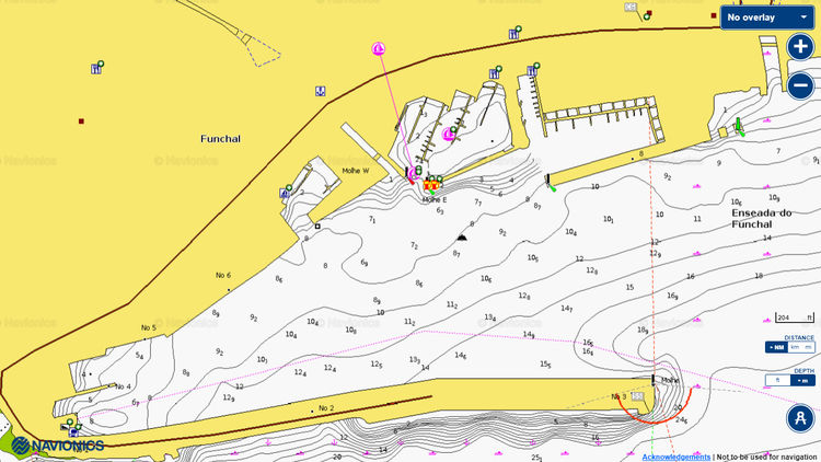 To open Navionics chart of yacht moorings in Funchal marina