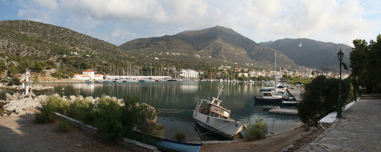 Yacht Marina Methana