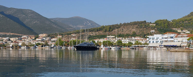 Yacht moorings in Palaia Epidavros