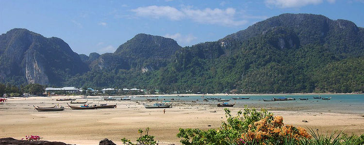 Phi-Phi Islands