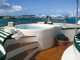 Flybridge Jacuzzi