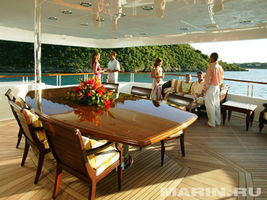 Upper aft deck