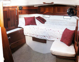 Aft guest cabin