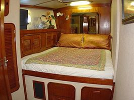 Double Cabin