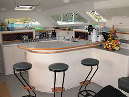 Main Salon Bar / Galley (Kitchen)