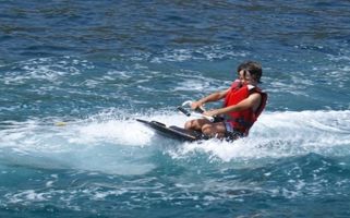 Fun knee boarding