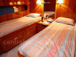 Twin en-suite cabin