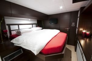 VIP cabin