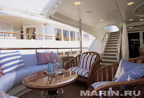 Upper aft deck 2