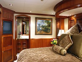 Queen Guest Stateroom