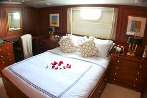 Queen Guest Stateroom