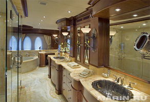 Master suite bathroom