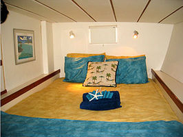 En-Suite Guest Queen Cabin