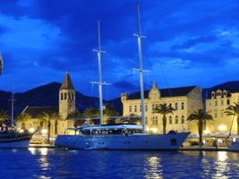 Navilux in Trogir